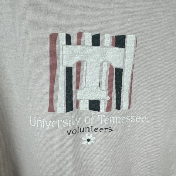 Vintage Tennessee Vols Shirt Size XL Pink Short Sleeve Big T Flower Girly NCAA - Picture 4 of 10